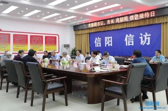 市长尚朝阳接待群众来访，要求限期答复房产纠纷、物业纠纷等问题！