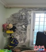 信阳东方今典花园洋房变“漏房”物业推诿，业主将维权