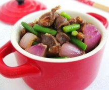 家常应炒的——孜然洋葱炒鸡胗