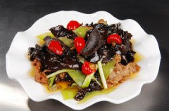 木耳溜肉片