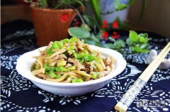 油爆大头菜炒肉丝的做法